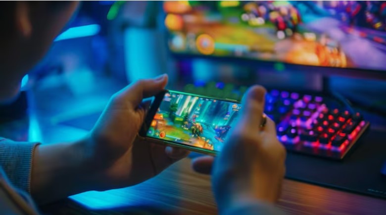 Mobile Game Streaming: How to Play and Win Big on the Go
